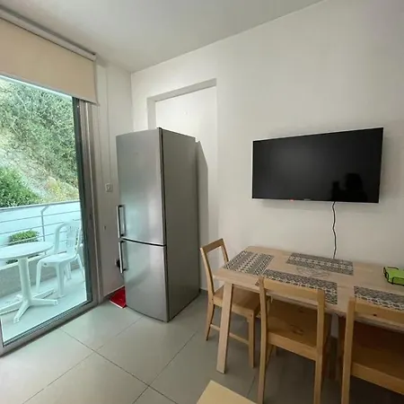Lejlighed Modern 1 Bed Flat & Pool Limassol